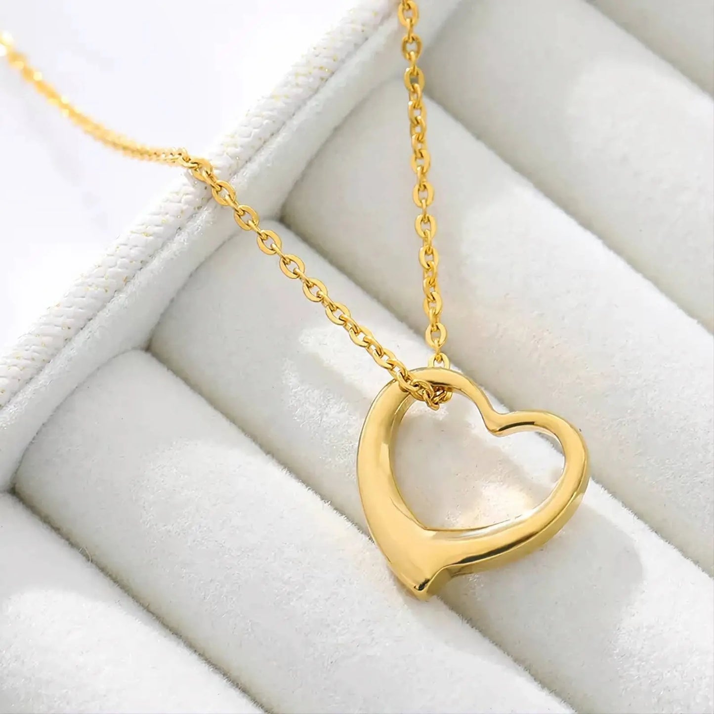 18K Gold Hollow Heart Shape Pendant Necklace for Women Stainless Steel Gold Plated JettsJewelers