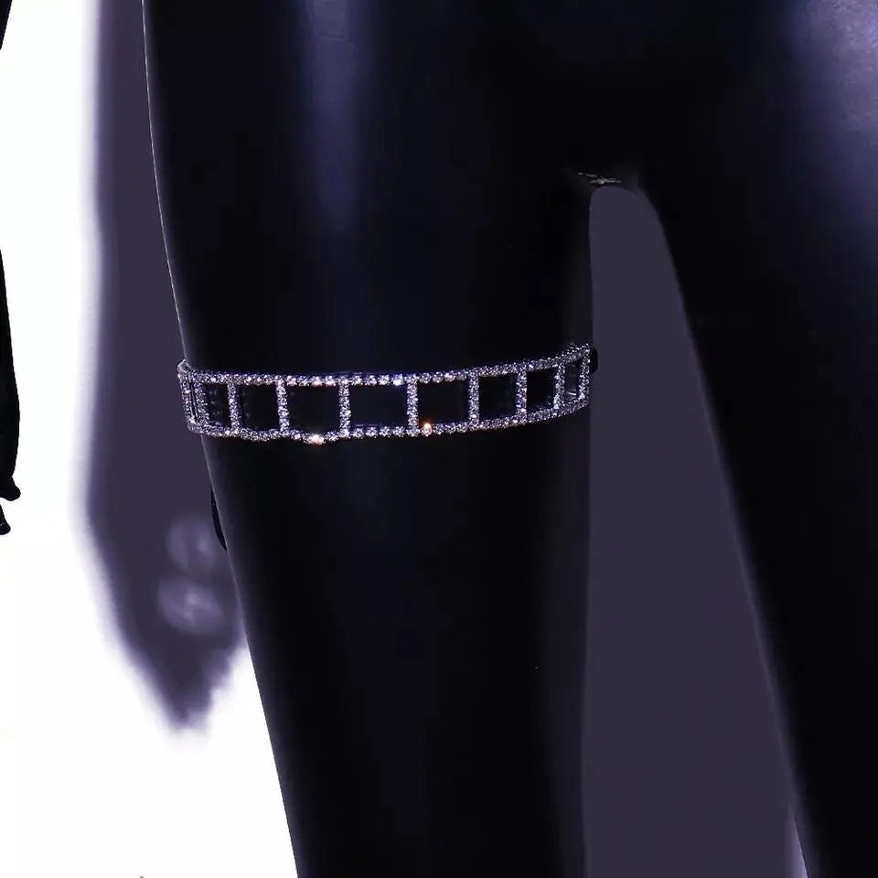 1pc Square Chain Rhinestone Leg Chain Gold and Silver for Women Thigh Chain For Girls Gold Pendant Boho Body Chain for Beach Summer Holiday JettsJewelers