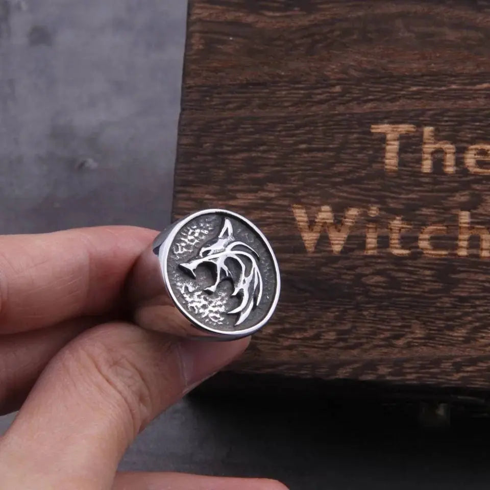 2 pc The Witcher Wizard Wolf Head Pendant necklace and Ring - JettsJewelers