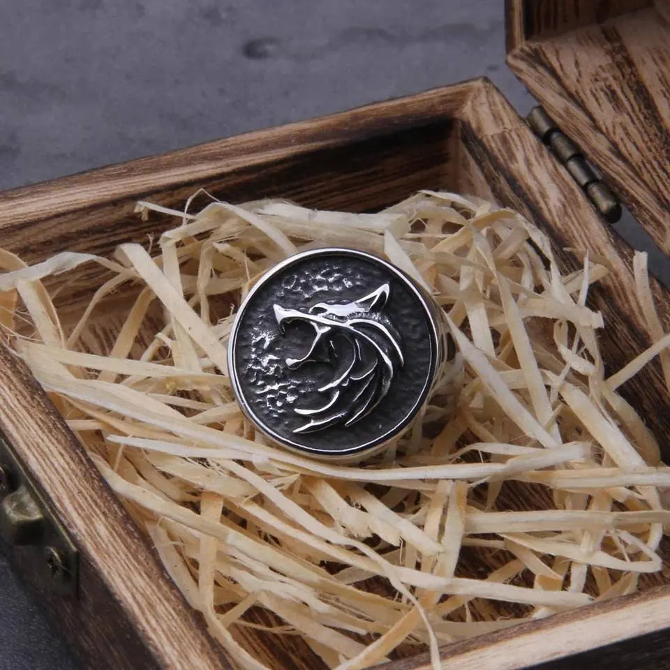 2 pc The Witcher Wizard Wolf Head Pendant necklace and Ring - JettsJewelers