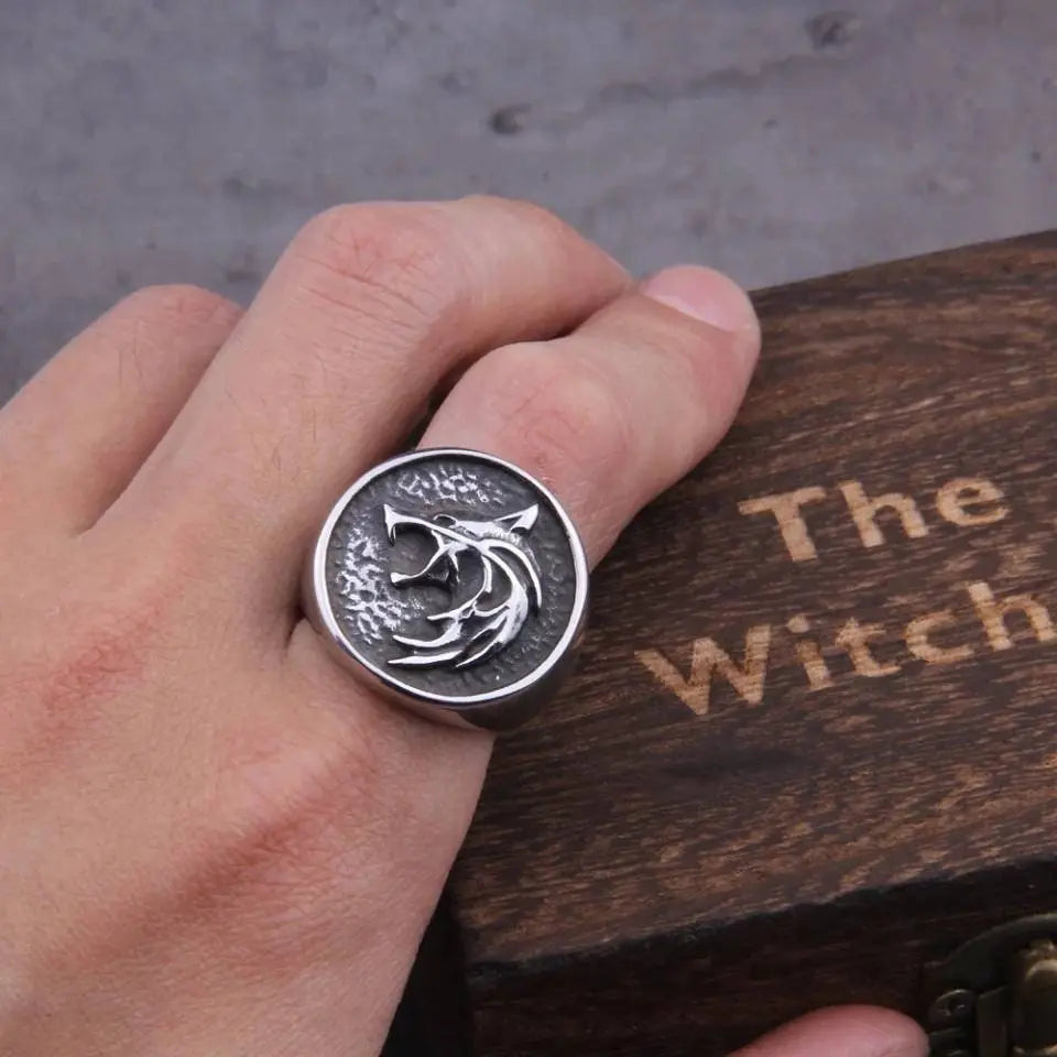 2 pc The Witcher Wizard Wolf Head Pendant necklace and Ring - JettsJewelers