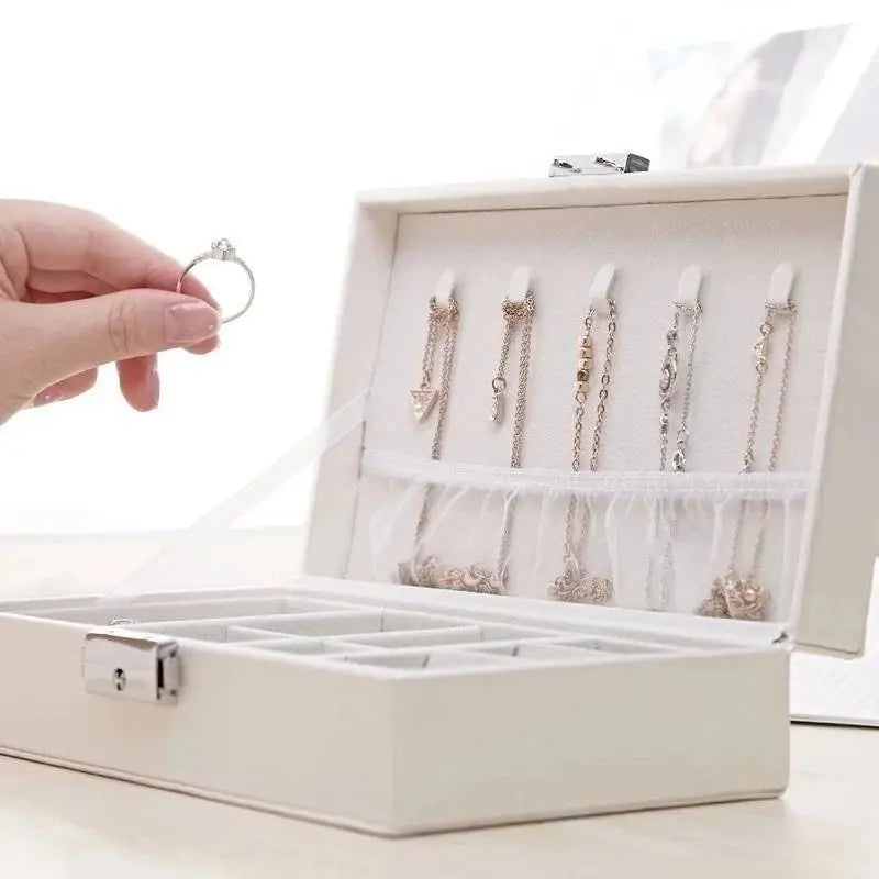 Jewelry Box for Women Girls Girlfriend Wife Ideal Gift, Medium PU Leather Jewelry Organizer Storage Case - JettsJewelers