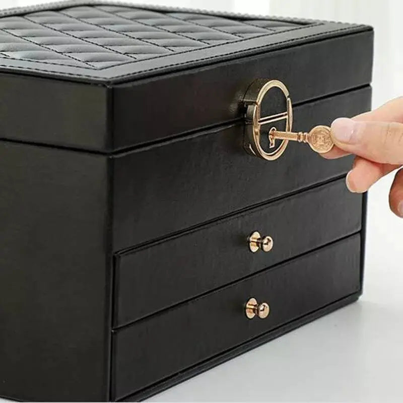 Jewelry box for Woman Layer Large Jewelry Storage Case, PU Leather Jewellery Organizer Holder with Lock Removable Ring and Earring JettsJewelers