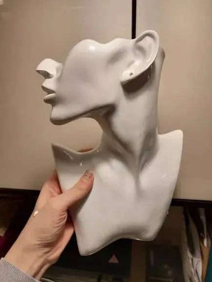 Mannequin Display Jewelry Bust Illusion - JettsJewelers