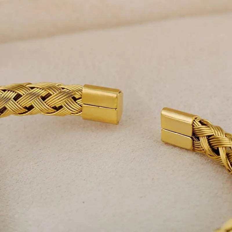 Opening Classic Punk Magnet Buckle Bracelets Stainless Steel - JettsJewelers