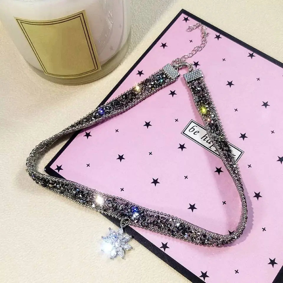 Rhinestone Ice Flower Necklace, Crystal Chokers Clavicle Chain Chic Punk Fashion for Women Girls
