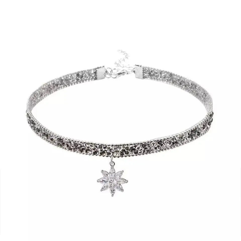 Rhinestone Ice Flower Necklace, Crystal Chokers Clavicle Chain Chic Punk Fashion for Women Girls