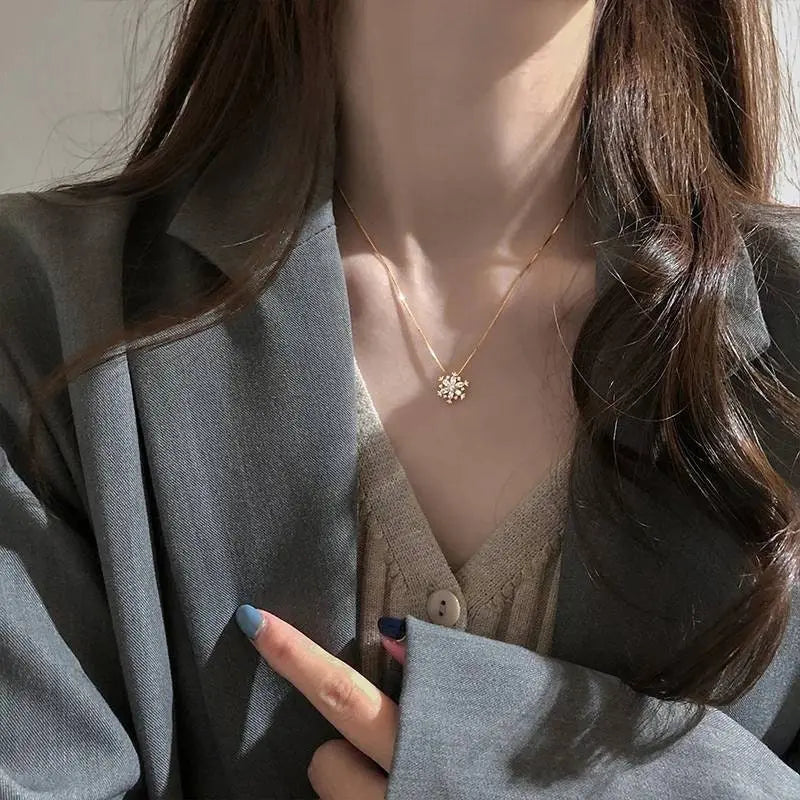 Silver and Rose Gold Snowflake Necklace Women Pendant Inlaid Rhinestone Clavicle Chain - JettsJewelers
