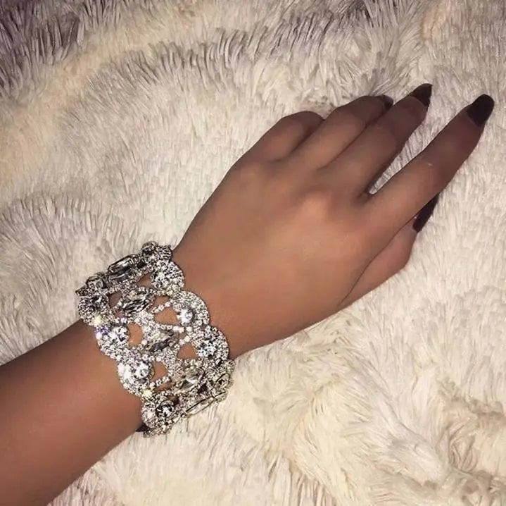 Womens Big Crystal Zirconia Hollow Collar Necklace Choker JettsJewelers