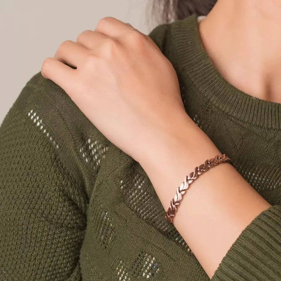 Womens Copper Magnetic Bracelet Unique Fishtail Links 99.9% Solid Copper Bracelets with Strong Magnets for Arthritis Pain Relief 8.5 Inches JettsJewelers