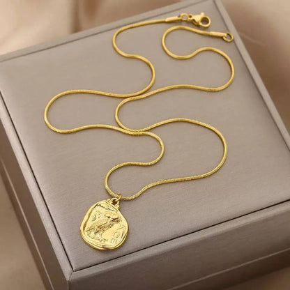 Owl Necklace For Women Gold Chain Pendant Necklaces Lucky Freedom Choker Couple Jewelry Collares - 18k Gold Plated JettsJewelers