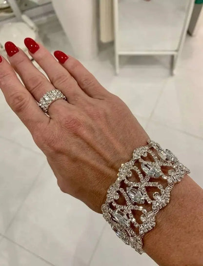 Womens Big Crystal Zirconia Hollow Bracelet JettsJewelers
